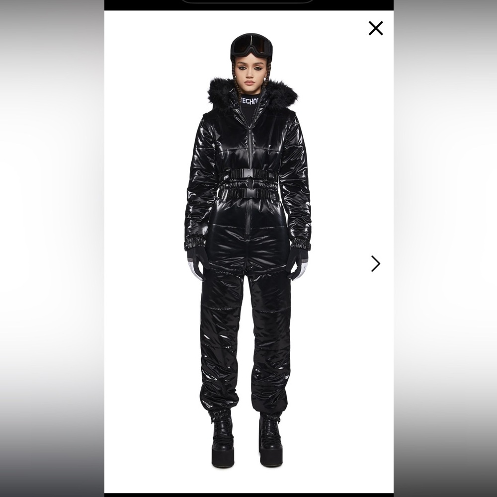 NWOT women’s black onesie snowsuit womens small medium